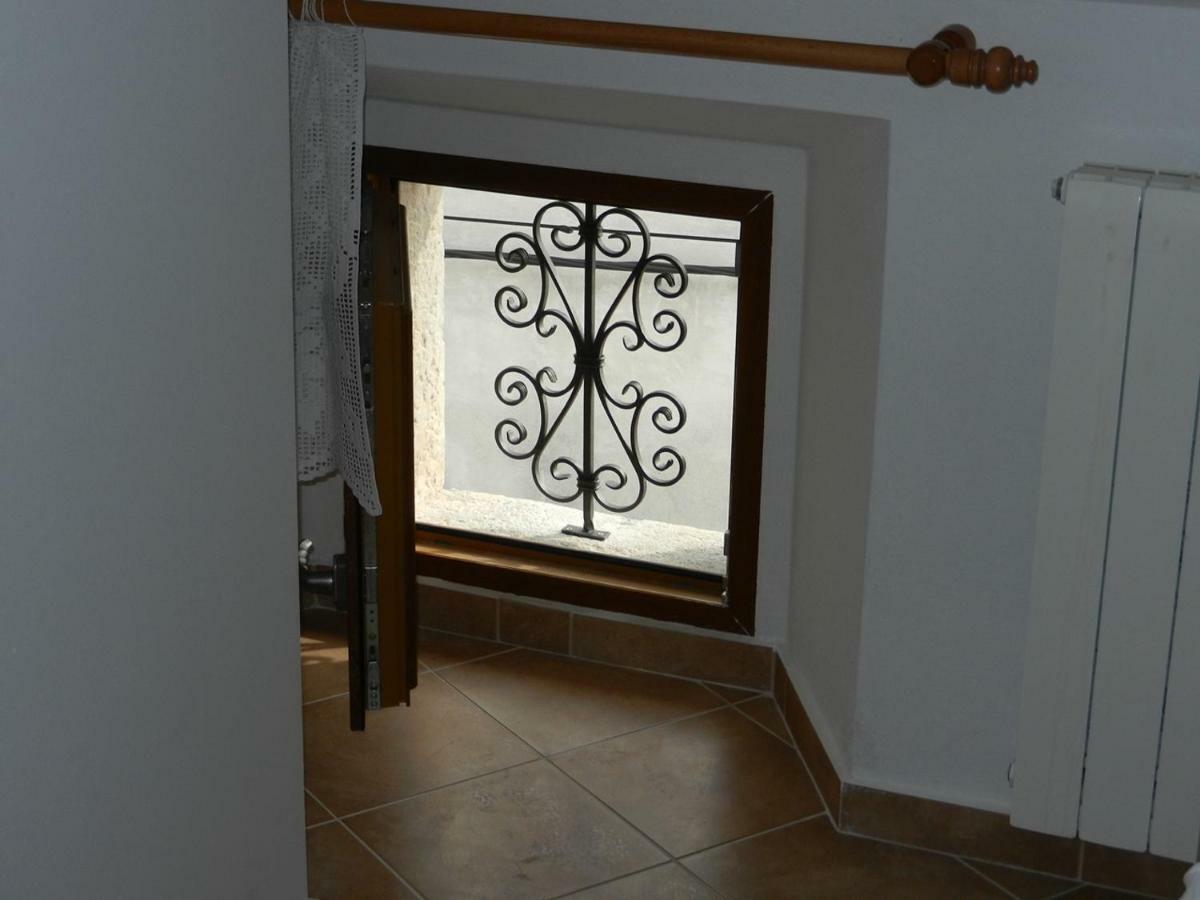 Apartment Vedran - Brsec Old Town Bagian luar foto